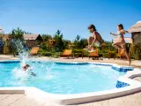 Descubre los productos infalibles para mantener tu piscina en condiciones &oacute;ptimas para ti y tus hijos.