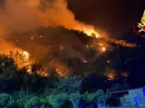 Dos nuevos incendios asolan Grecia y provocan la evacuación de varios pueblos