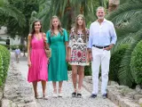 La Familia Real durante su visita a los Jardines de Alfabia, en Mallorca.