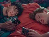 Charlie (Joe Locke) y Nick (Kit Connor) en la 2T de 'Heartstopper' en Netflix