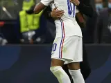 Luis Enrique y Kylian Mbappé durante el España-Francia de 2021.