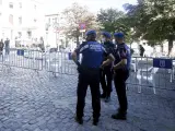 Varios policías municipales en el dispositivo de las fiestas de San Cayetano.