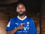 Neymar posa con la camiseta del Al Hilal.