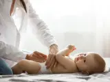 Los bebés necesitan cambiar de pañal con frecuencia.