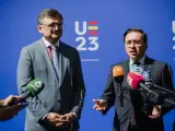 Jose Manuel Albares y Dmytro Kuleba, Ministro de asuntos exteriores de Ucrania