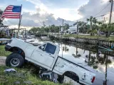 Daños causados por el huracán Idalia en Horseshoe Beach, Florida.