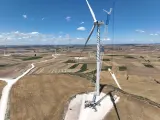Iberdrola instala el primer aerogenerador de uno de sus parqueseólicos más potentes de CyL