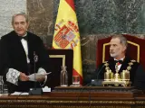 El rey, con el presidente interino del Tribunal Supremo, Francisco Marín Castán, durante el acto de apertura del Año Judicial 2023-2024.