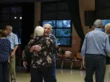 Personas mayores bailando en una imagen de archivo AYUNTAMIENTO DE BARCELONA (Foto de ARCHIVO) 10/5/2023