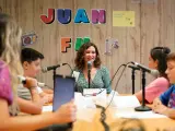 La presidenta de la Comunidad de Madrid, Isabel Díaz Ayuso, interviene durante una visita al CEIP San Juan Bautista con motivo de la inauguración del curso escolar 2023/2024.