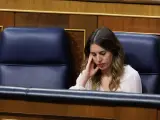 La ministra de Igualdad, Irene Montero, durante una sesi&oacute;n plenaria en el Congreso de los Diputados, a 19 de abril de 2023, en Madrid (Espa&ntilde;a).