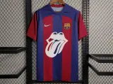 Así luciría la camiseta del Barça con el logo de los Rolling Stones.