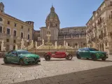 Las nuevas versiones del Giulia y el Stelvio Quadrifoglio mejoran el motor y el comportamiento.
