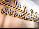 Logo de 'China Evergrande' en su edificio.