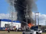 Declarado un incendio en las instalaciones de Torreplas, en el polígono Burgos-Este.