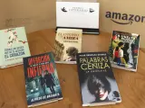 Cinco finalistas del 10Premio Literario Amazon Storyteller 2023.