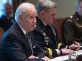 Joe Biden durante una reunión con líderes de defensa militar y civil.