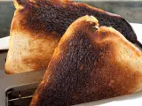 Por qué comer tostadas quemadas es malo para tu salud: esta es la explicación científica