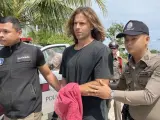 Daniel Sancho sale de la prisión por primera vez para comparecer ante el juez en Tailandia