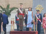 Felipe VI y Letizia en la Jura de Bandera de su hija la princesa Leonor