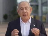 El primer ministro israelí, Benjamín Netanyahu, ha confirmado el estado de guerra a través de un vídeo publicado en sus redes sociales.
