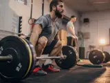 Qué es la hipertrofia muscular y cuándo ocurre: cómo aumentar la masa del músculo en el gimnasio