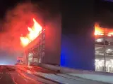 Incendio en el aeropuerto de Luton.