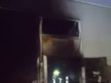 Incendio en un anexo de la piscina municipal del Carmen, en Vigo.