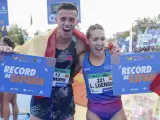 Carlos Mayo y Laura Luengo baten los récords de España de medio maratón en Valencia.