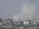 Edificios completamente destruidos en la Franja de Gaza, en una imagen tomada desde el sur de Israel.