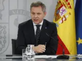 El ministro de Sanidad en funciones, José Manuel Miñones, durante la rueda de prensa tras el Consejo de Ministros