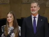 El rey Felipe VI y la princesa Leonor durante el concierto Premios Princesa de Asturias celebrado en Oviedo el 19 de octubre de 2023.