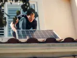 El año 2022 marcó un récord en la instalación de placas solares en viviendas y negocios particulares en España.