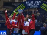 Las jugadoras de Canadá celebran la victoria ante Italia en la final de la Billie Jean King Cup.