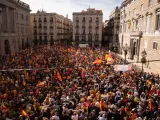 Miles de personas durante una manifestaci&oacute;n contra la amnist&iacute;a en Barcelona