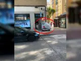 Un hombre embiste su coche contra un cajero de Málaga