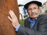 Muere el artista vasco Agustín Ibarrola, creador del Bosque de Oma