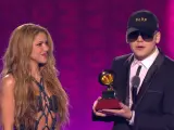 Shakira y Bizarrap en los Latin Grammy.