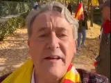 El eurodiputado de Vox, Hermann Tertsch, ha participado en el recorrido de la manifestación hacia el Palacio de la Moncloa