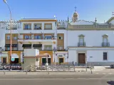 Edificio situado en el Paseo Colón de Sevilla en el que se prevé la construcción de apartamentos turísticos.