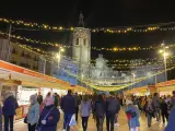 La Feria de Artesanía en la Plaza de la Reina es uno de los mercados navideños más populares de Valencia.