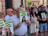 Personas durante una de las concentraciones en Traspinedo (Valladolid) en recuerdo a Esther López.