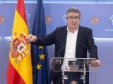 El portavoz del PSOE en el Congreso, Patxi López, durante una rueda de prensa posterior a la reunión de la Junta de Portavoces, a 23 de noviembre de 2023, en Madrid (España).