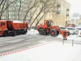La capital rusa ha quedado hoy bajo un manto de nieve de hasta 12 centímetros como resultado de la primera gran nevada de este invierno.