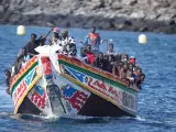 Rescatado un nuevo cayuco con 68 personas que se dirigían a Tenerife