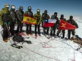 Imagen de los militares en el Cerro San Lorenzo en la Patagonia chilena.