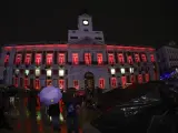Espect&aacute;culo de luz y sonido proyectado sobre la fachada de la Real Casa de Correos