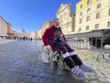 ROMA (ITALIA), 02/12/2023.- Lorenzo Torto, activista discapacitado, posa durante una entrevista con EFE en Roma. EFE/Miguel Salvatierra.
