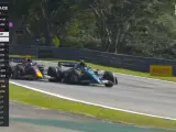Fernando Alonso adelanta a Checo Pérez en el GP de Brasil.