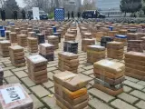 La Policía Nacional ha incautado en tan solo una semana 11 toneladas de cocaína en Galicia y Valencia ocultas en contenedores marítimos procedentes de Latinoamérica, en lo que supone la mayor aprehensión de esta droga en España y un duro golpe a las organizaciones albanesas, las más "poderosas" actualmente en Europa.